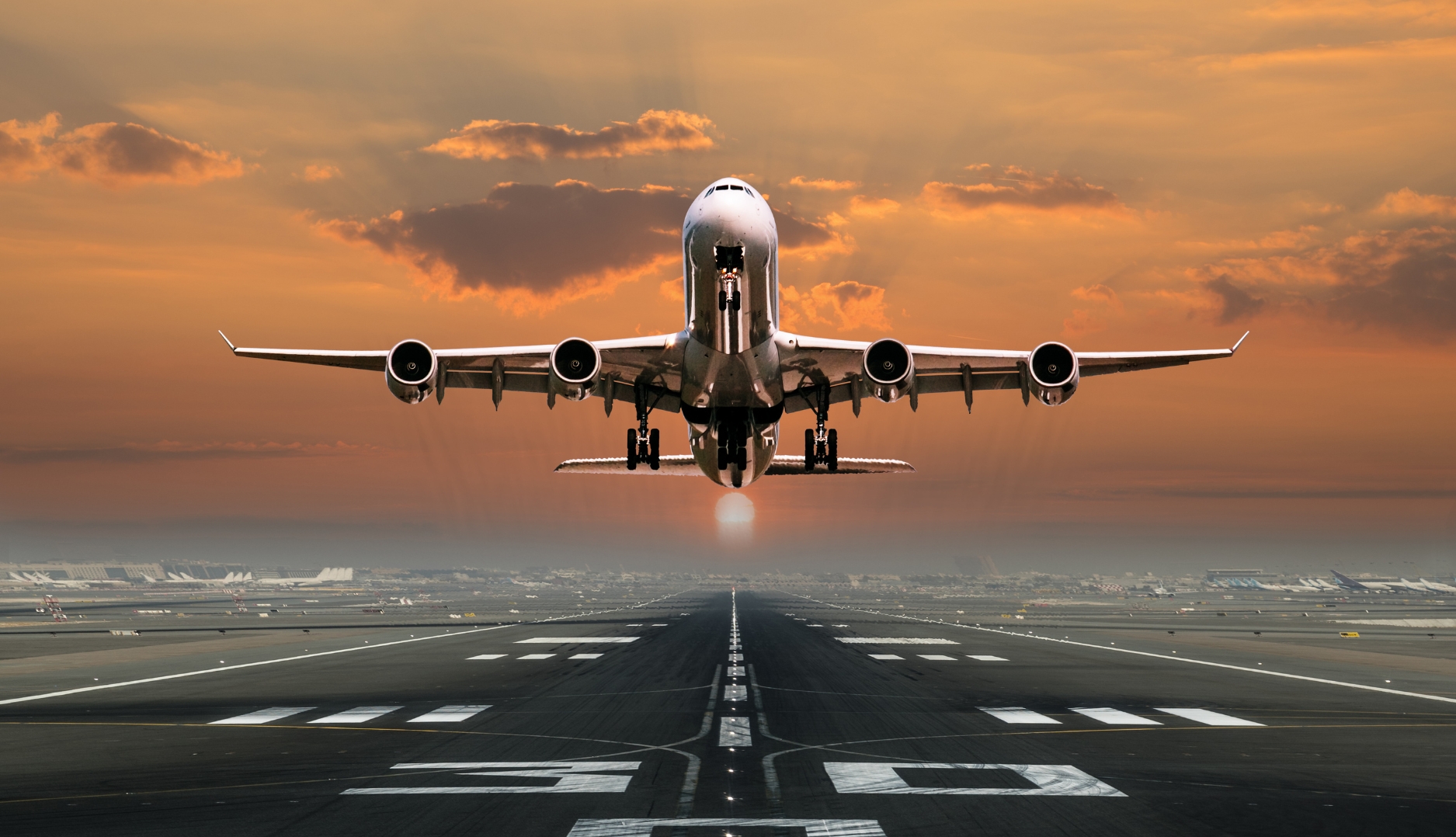 Commercial aircraft in flight representing Cablecraft aerospace control cable and actuation applications